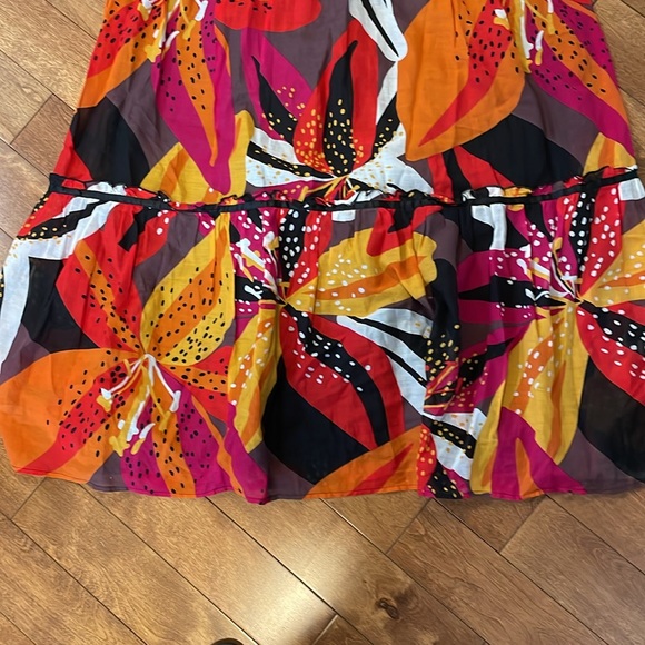 73. Marciano NWT Medium tropical maxi dress - Picture 6 of 16